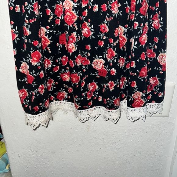 Dress - Picture 3 of 5